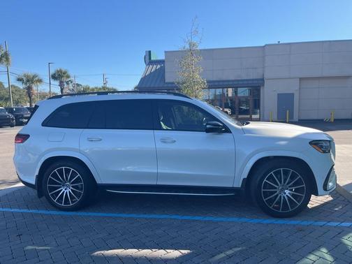 2024 Mercedes-Benz GLS 450 4MATIC