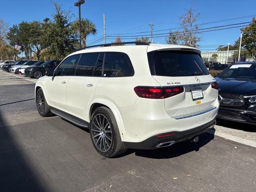 2024 Mercedes-Benz GLS 450 4MATIC