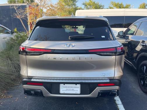 2025 INFINITI QX60 Luxe