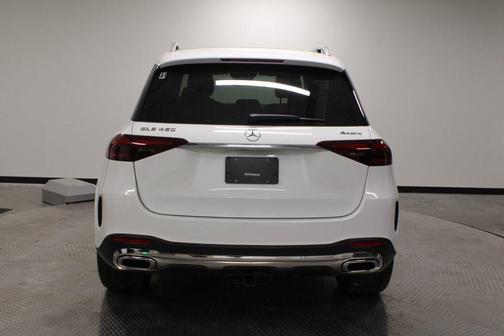 Polar/Macchiato 2026 Mercedes-Benz GLE 450 4MATIC