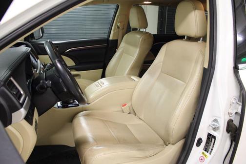 Blizzard Pearl 2016 Toyota Highlander