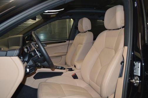 Black 2025 Porsche Macan Macan