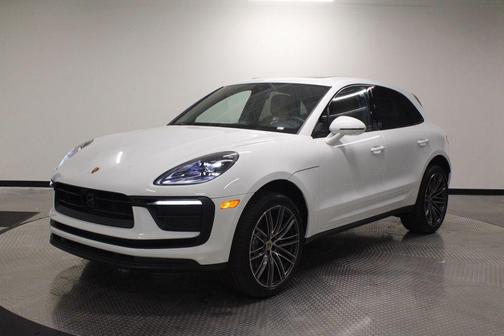Carrara White Metallic 2022 Porsche Macan Macan