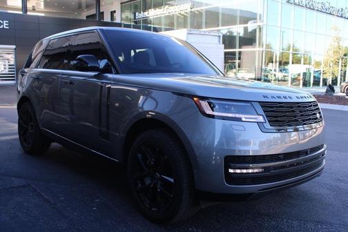 2025 Land Rover Range Rover P550e SE