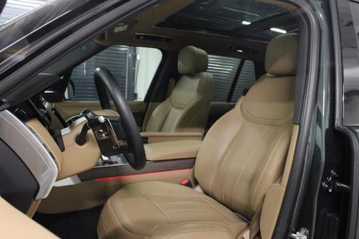 2025 Land Rover Range Rover P400 SE