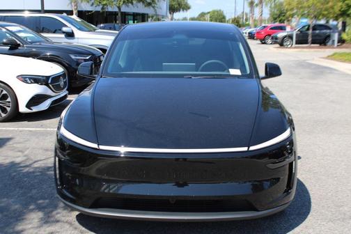 2026 Tesla Model Y Long Range Dual Motor All-Wheel Drive