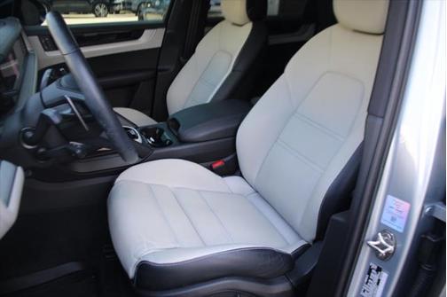 2024 Porsche Cayenne
