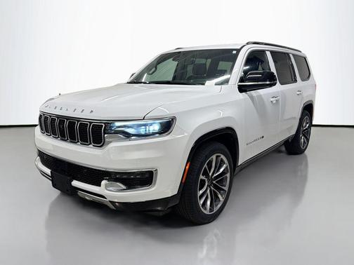 Bright White Clearcoat 2023 Jeep Wagoneer Series III 4x4
