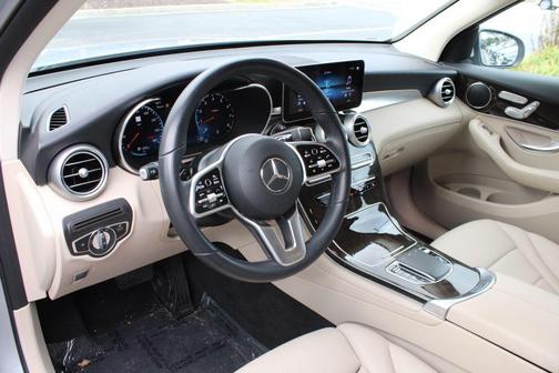 2022 Mercedes-Benz GLC 300 4MATIC