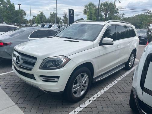 Diamond White Metallic 2014 Mercedes-Benz GL-Class 4MATIC