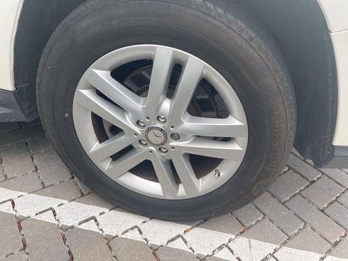Diamond White Metallic 2014 Mercedes-Benz GL-Class 4MATIC