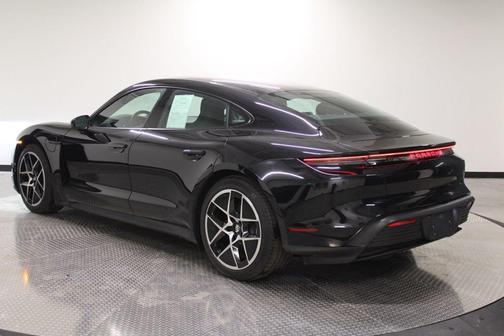 Jet Black Metallic 2025 Porsche Taycan