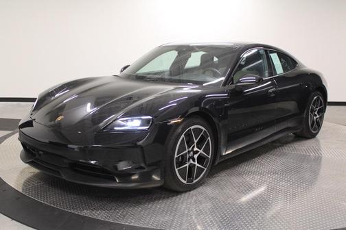 2025 Porsche Taycan 