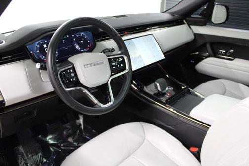 2024 Land Rover Range Rover Sport SE