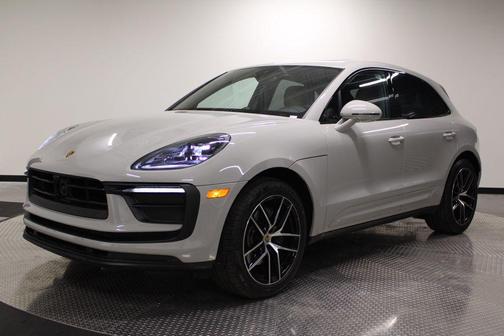Chalk 2026 Porsche Macan Macan
