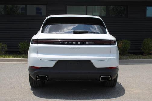 2024 Porsche Cayenne