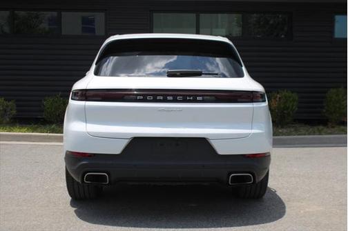 2024 Porsche Cayenne