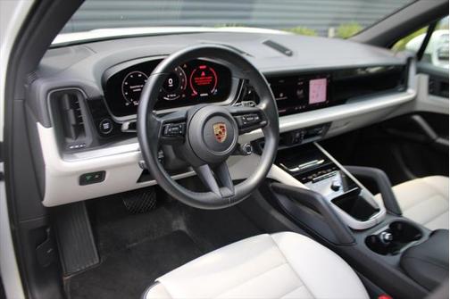 2024 Porsche Cayenne