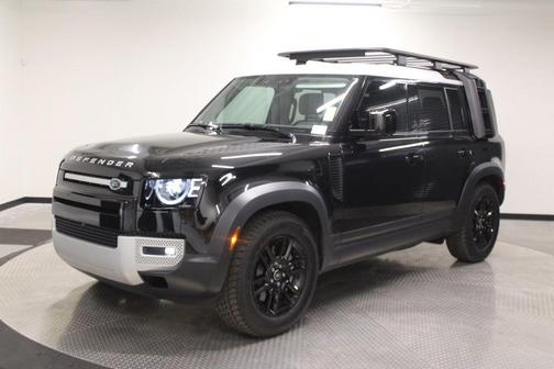 Santorini Black Metallic 2025 Land Rover Defender 110 P300