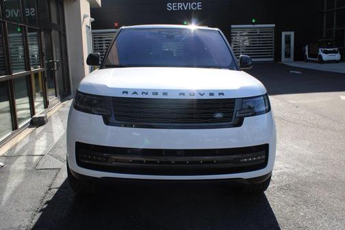 2023 Land Rover Range Rover P400 SE