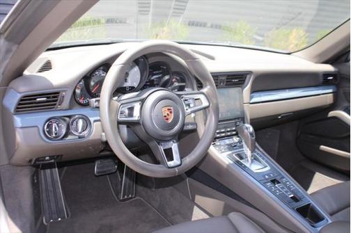 2018 Porsche 911 Carrera S