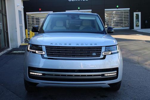 2024 Land Rover Range Rover P400 SE