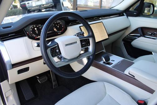 2024 Land Rover Range Rover P400 SE