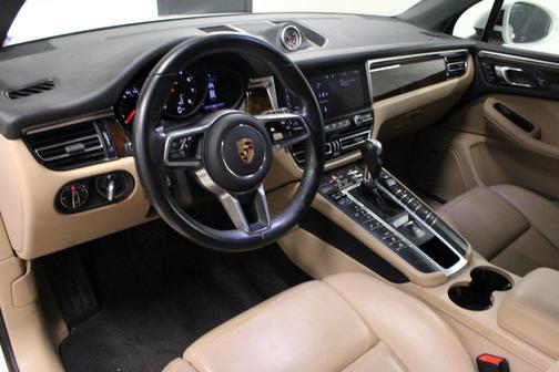 White 2021 Porsche Macan Macan
