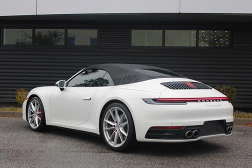 2021 Porsche 911 Carrera 4S Cabriolet