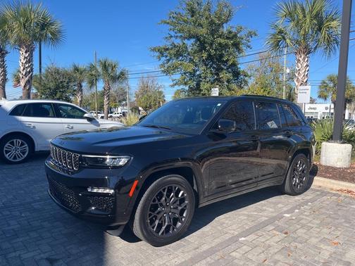 2025 Jeep Grand Cherokee Summit