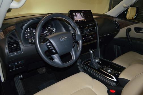 Mineral Black 2024 INFINITI QX80 PREMIUM SELECT AWD