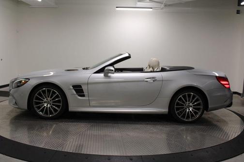 Iridium Silver Metallic 2020 Mercedes-Benz SL 550 SL 550