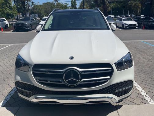 Polar White 2022 Mercedes-Benz GLE 450 4MATIC