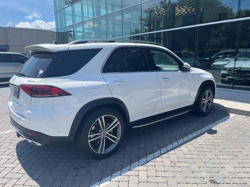 Polar White 2022 Mercedes-Benz GLE 450 4MATIC