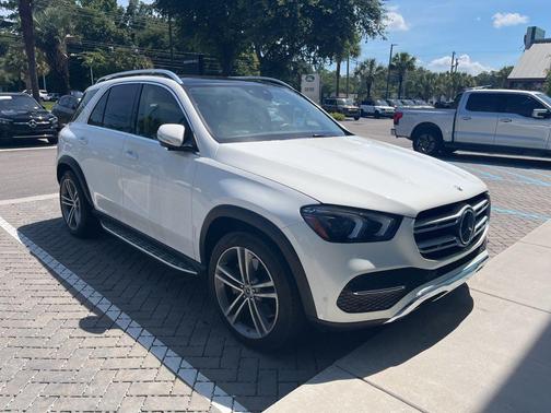 Polar White 2022 Mercedes-Benz GLE 450 4MATIC