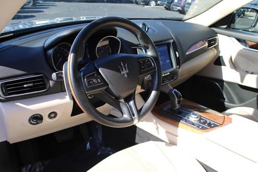 2017 Maserati Levante S