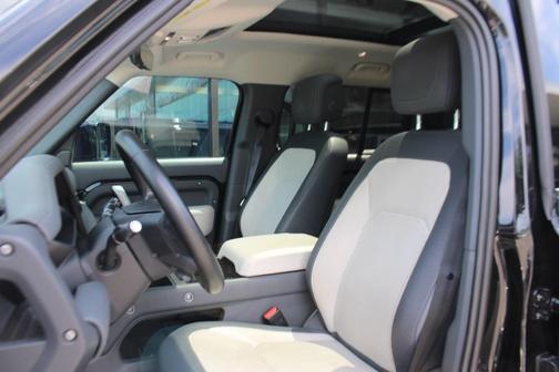 2023 Land Rover Defender 110 X-Dynamic SE