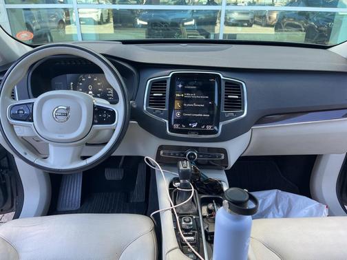 2019 Volvo XC90 T5 Momentum