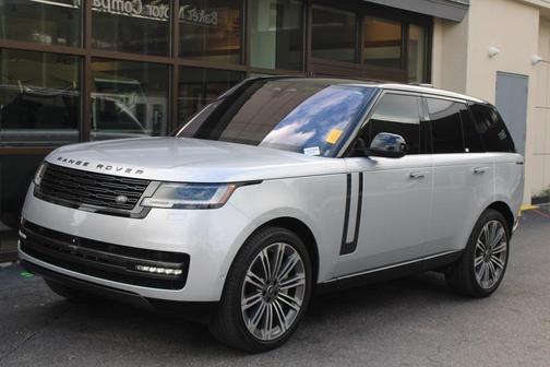 2023 Land Rover Range Rover P530 SE