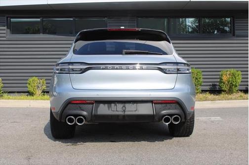 2024 Porsche Macan Base