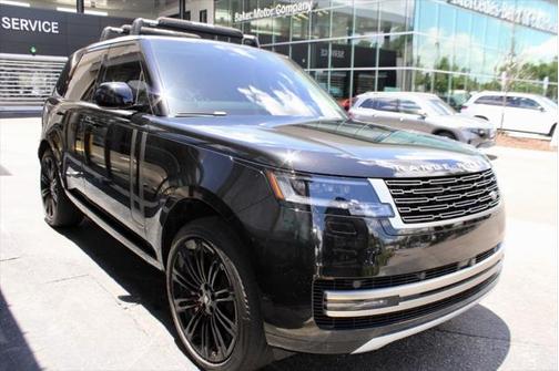 2024 Land Rover Range Rover P530 SE