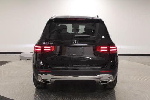 2026 Mercedes-Benz GLB 250 Base