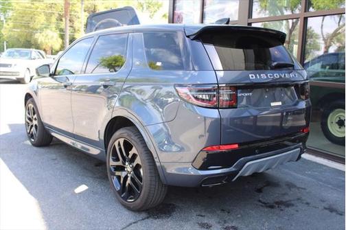 2024 Land Rover Discovery Sport Core S