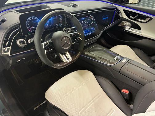 Verde Silver Metallic 2026 Mercedes-Benz AMG E 53 E 4MATIC+