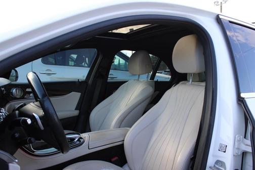 2017 Mercedes-Benz E-Class 4MATIC