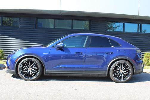2024 Porsche Macan 4