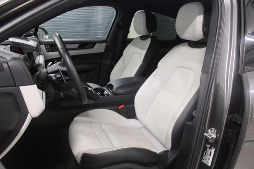 2025 Porsche Cayenne Cayenne