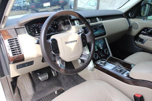 2022 Land Rover Range Rover P525 Westminster