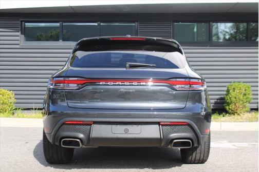 2024 Porsche Macan Base