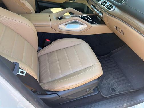MANUFAKTUR Diamond White Metallic 2024 Mercedes-Benz GLE 350 4MATIC